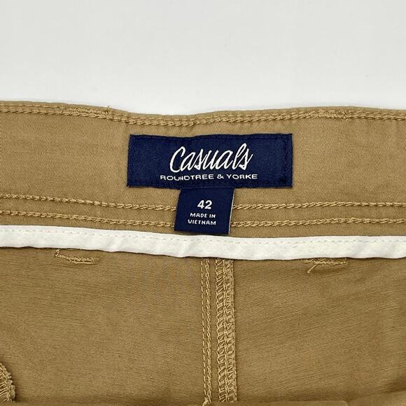 NWT Roundtree & Yorke Khaki Flat Front Shorts Size 42 - Picture 3 of 4